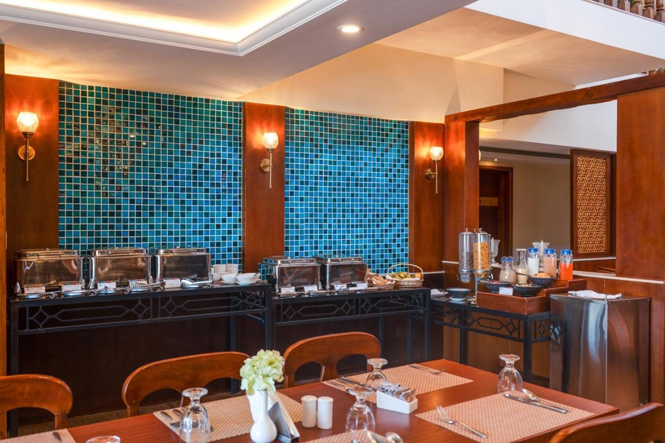 Hotel Dragon Лех Екстериор снимка