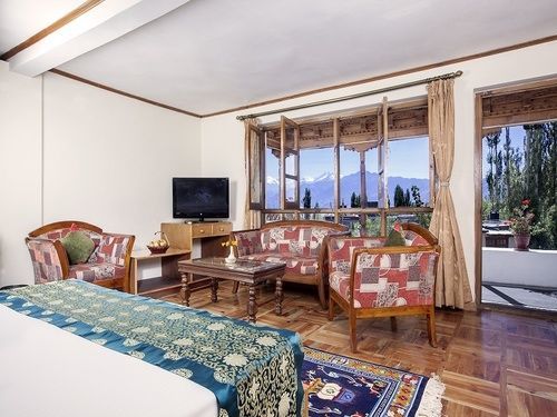 Hotel Dragon Лех Екстериор снимка